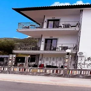 House Anna Houhlia Vourvourou