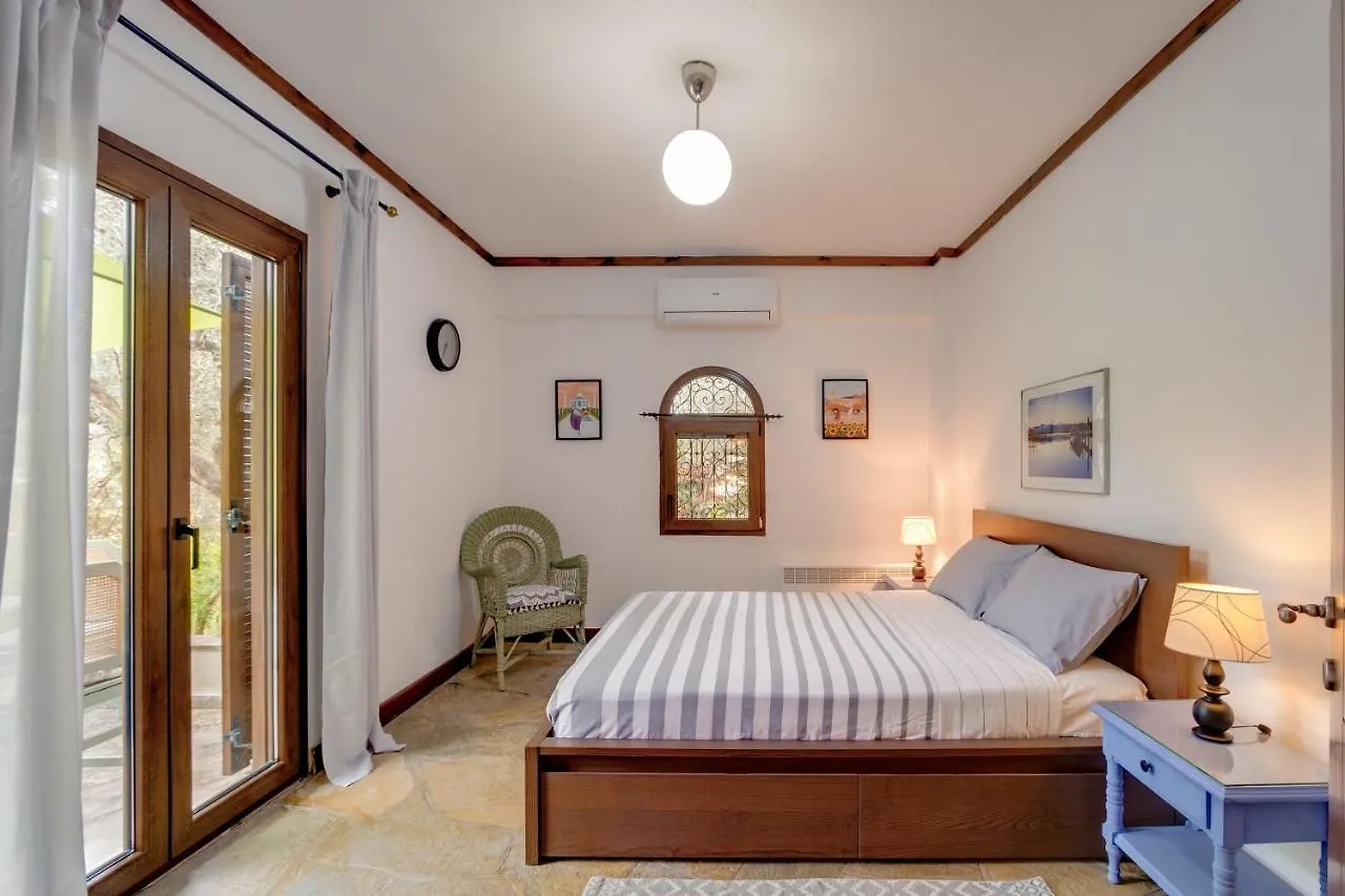 Villavie Vourvourou Villa